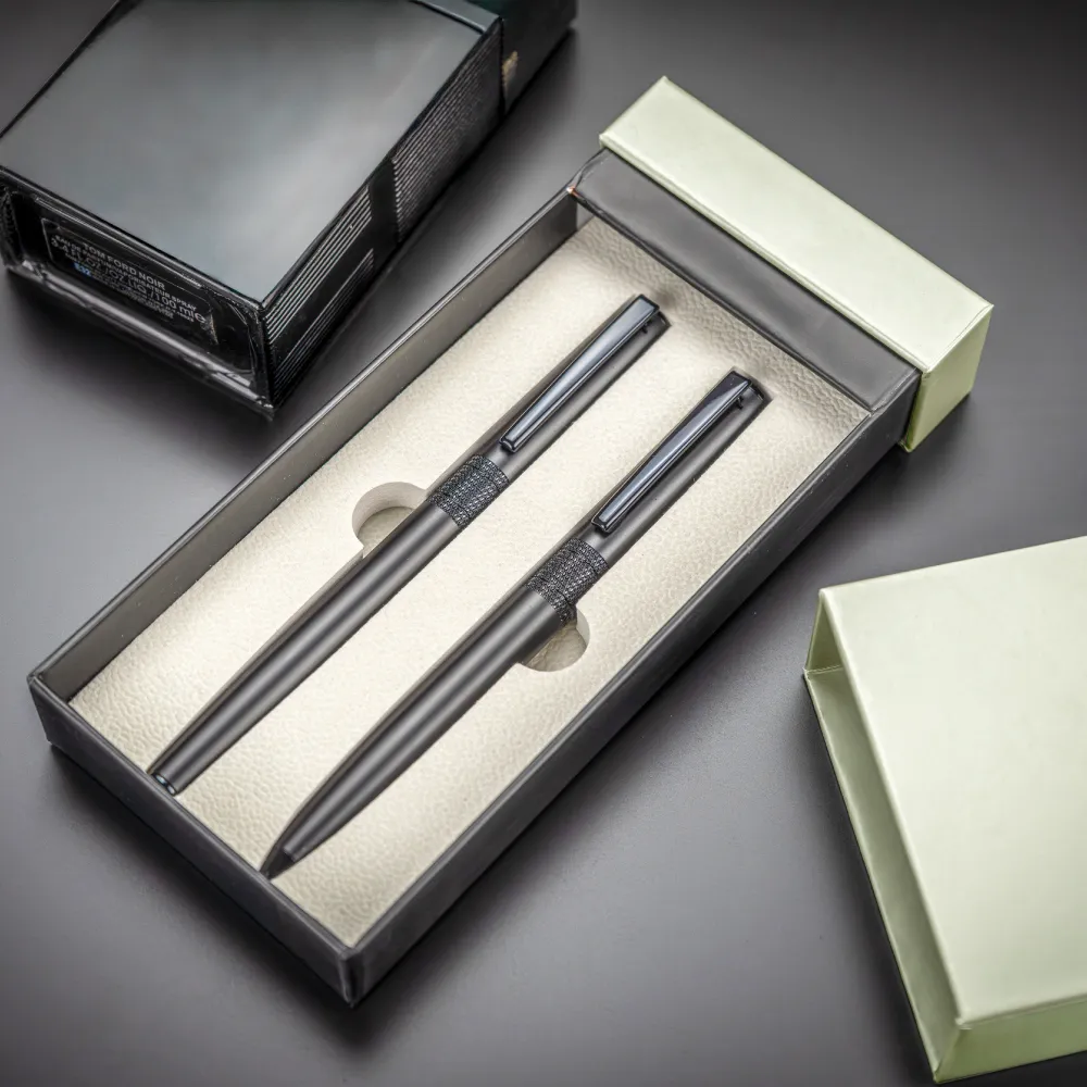 Black-Metal-Pen-Set-PNS64-with-Box.webp
