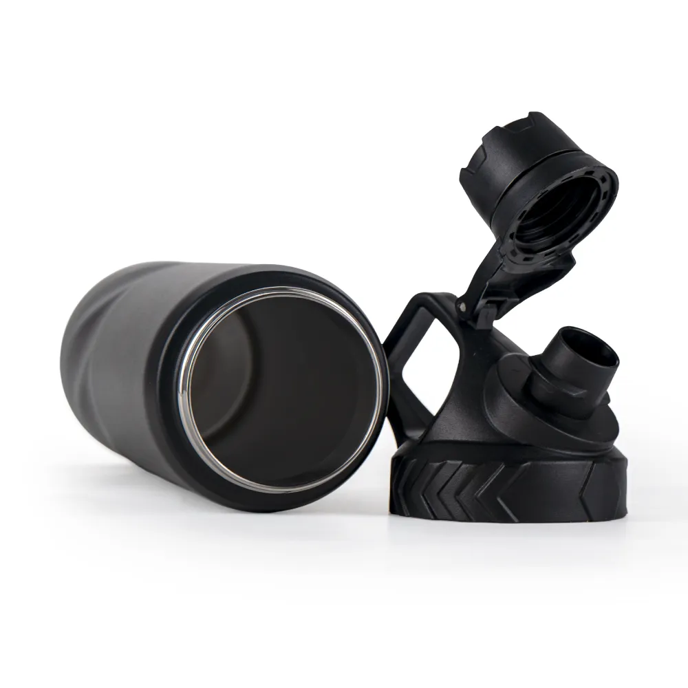 Stainless-Steel-Water-Bottles-in-Black-Matte-Double-Wall-TM-045-Inner-View.webp